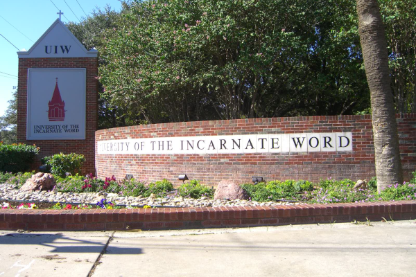 Splits Between Colleges and Presidents Can Yield 6-Figure Golden Parachutes